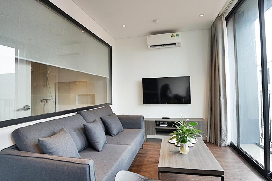3 - Luxury In Tay Ho Street Hanoï