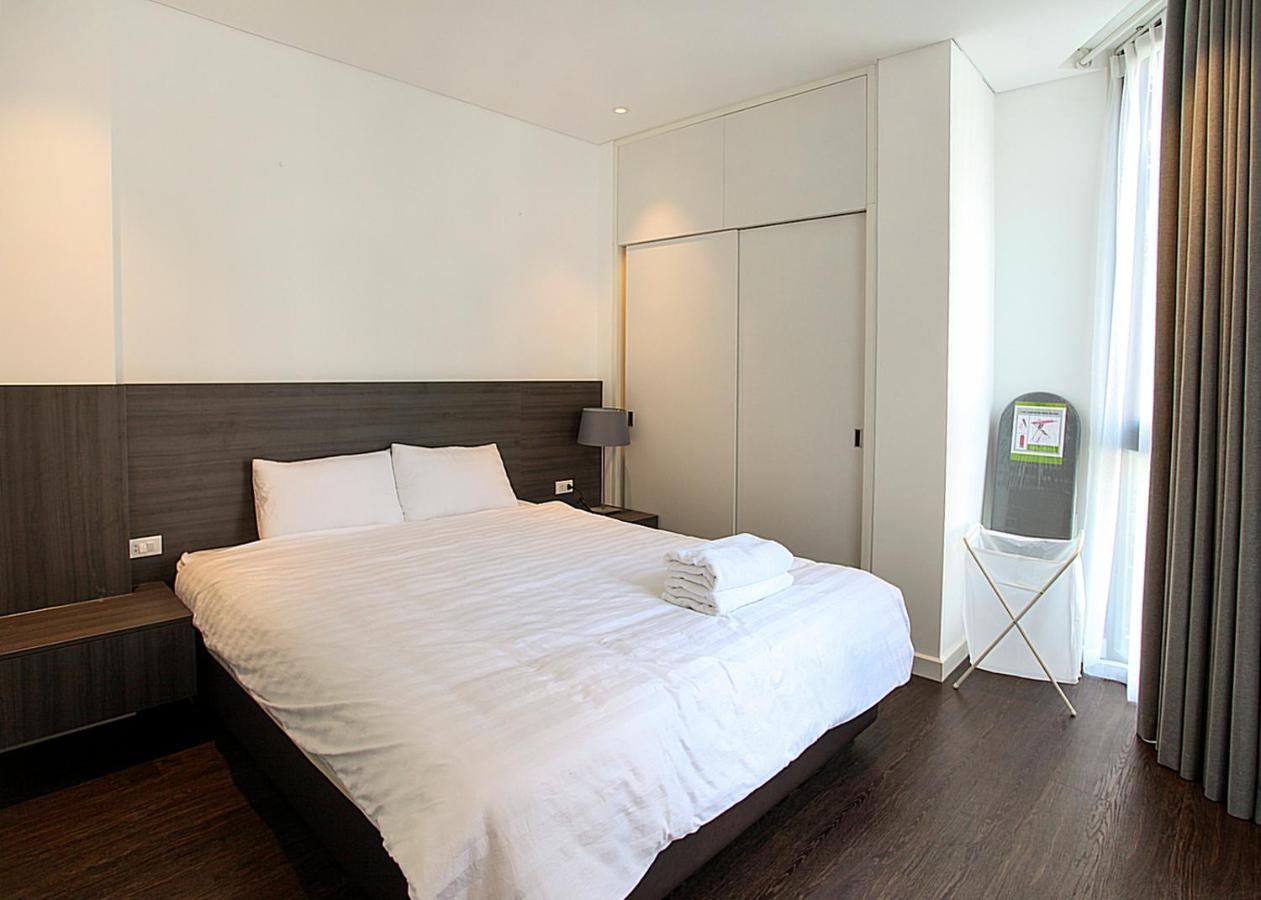 3 - Luxury In Tay Ho Street Hanoï