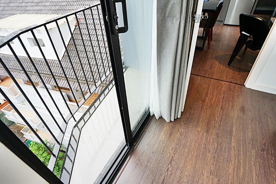 3 - Luxury In Tay Ho Street Appartement
